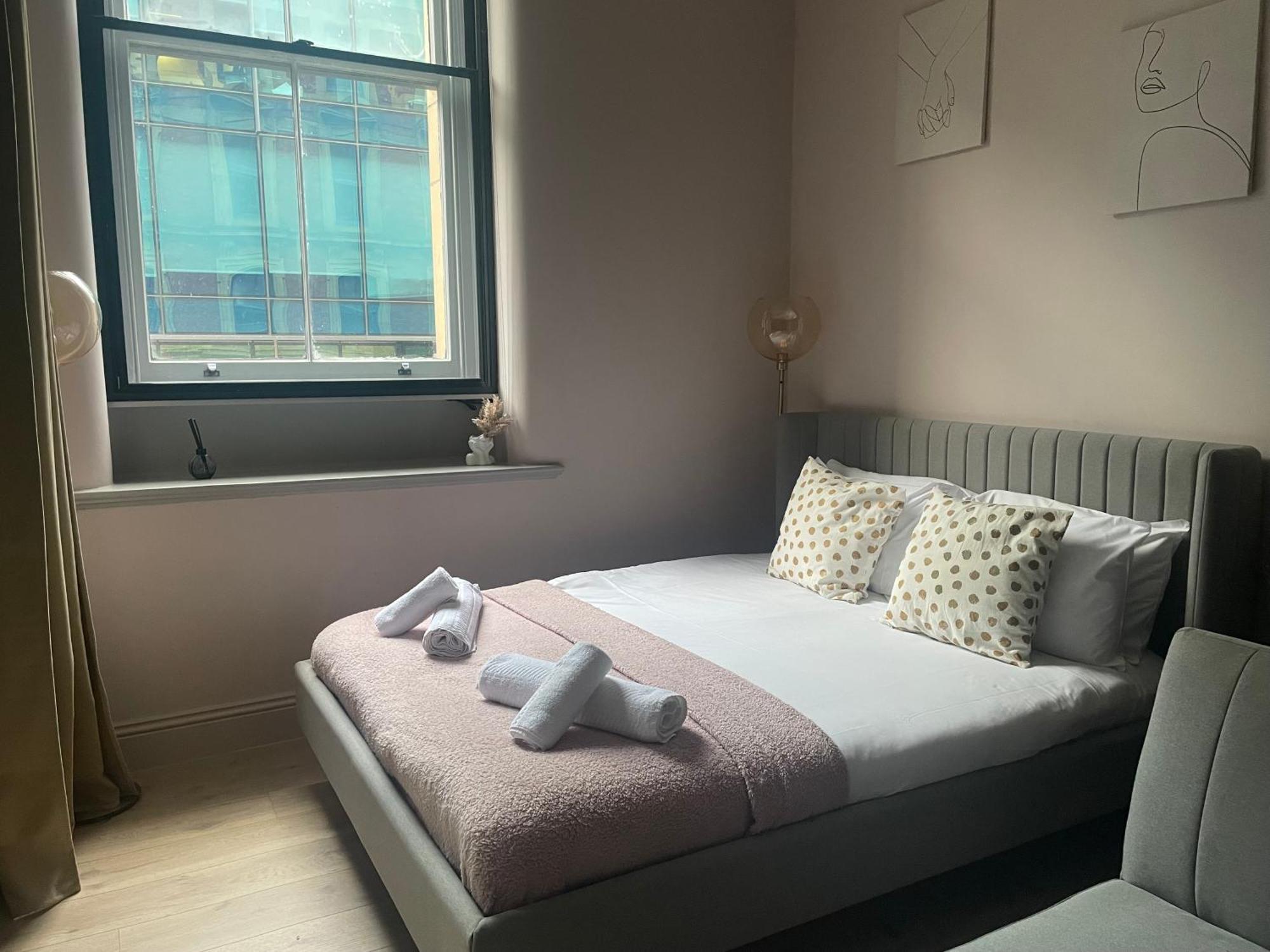 Stunning 2 Bed Apartment In Greater Manchester Eksteriør bilde