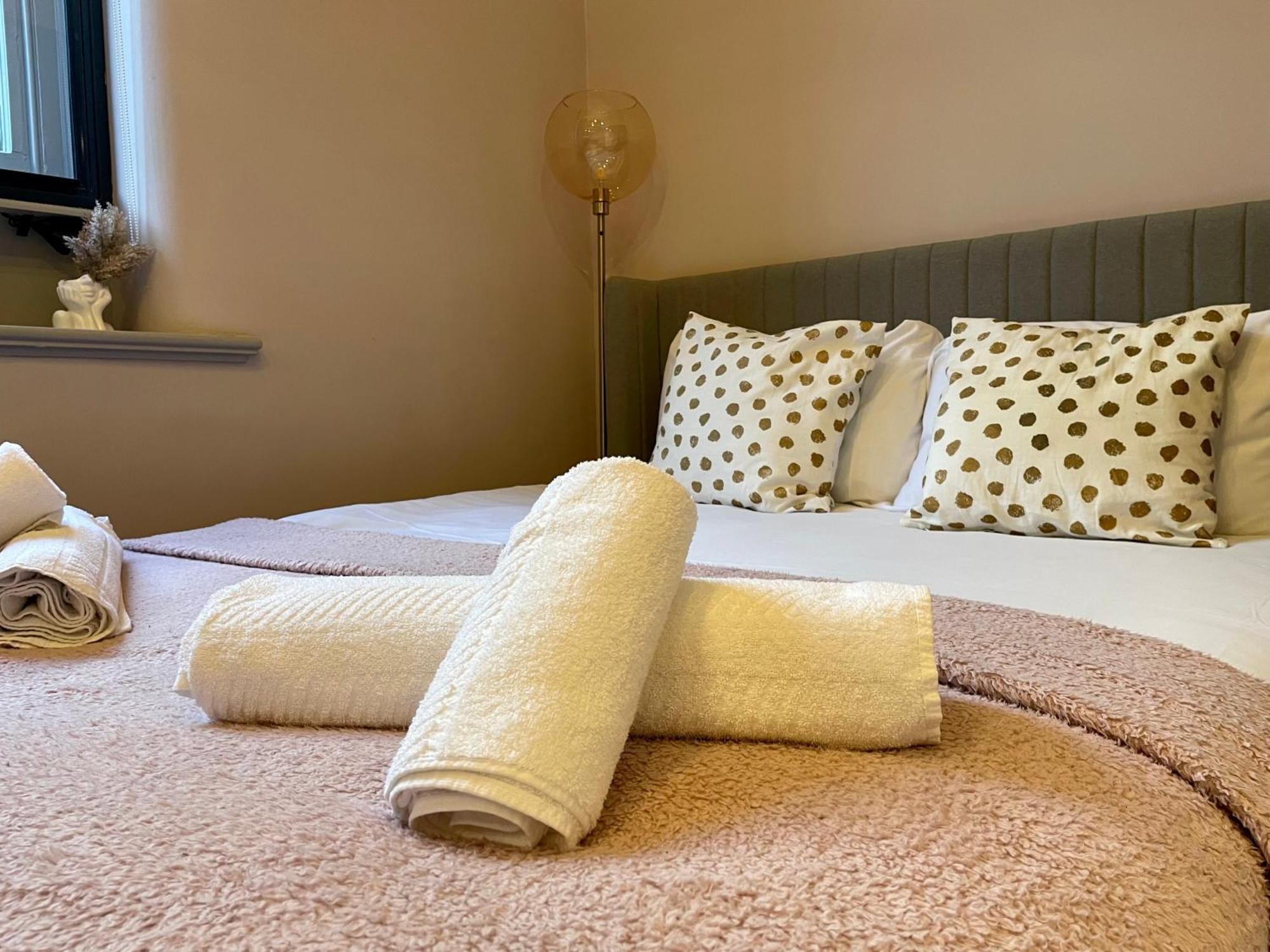 Stunning 2 Bed Apartment In Greater Manchester Eksteriør bilde